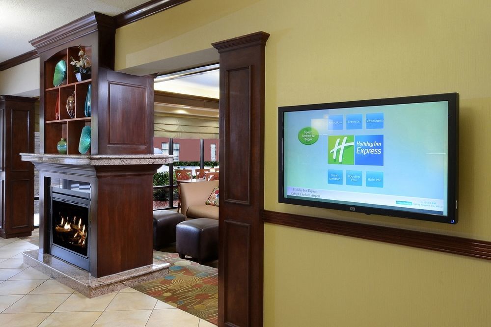 Holiday Express & - Airport Area By Ihg Greensboro